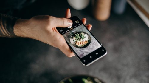 Cara Foto Produk Makanan Dengan Smartphone